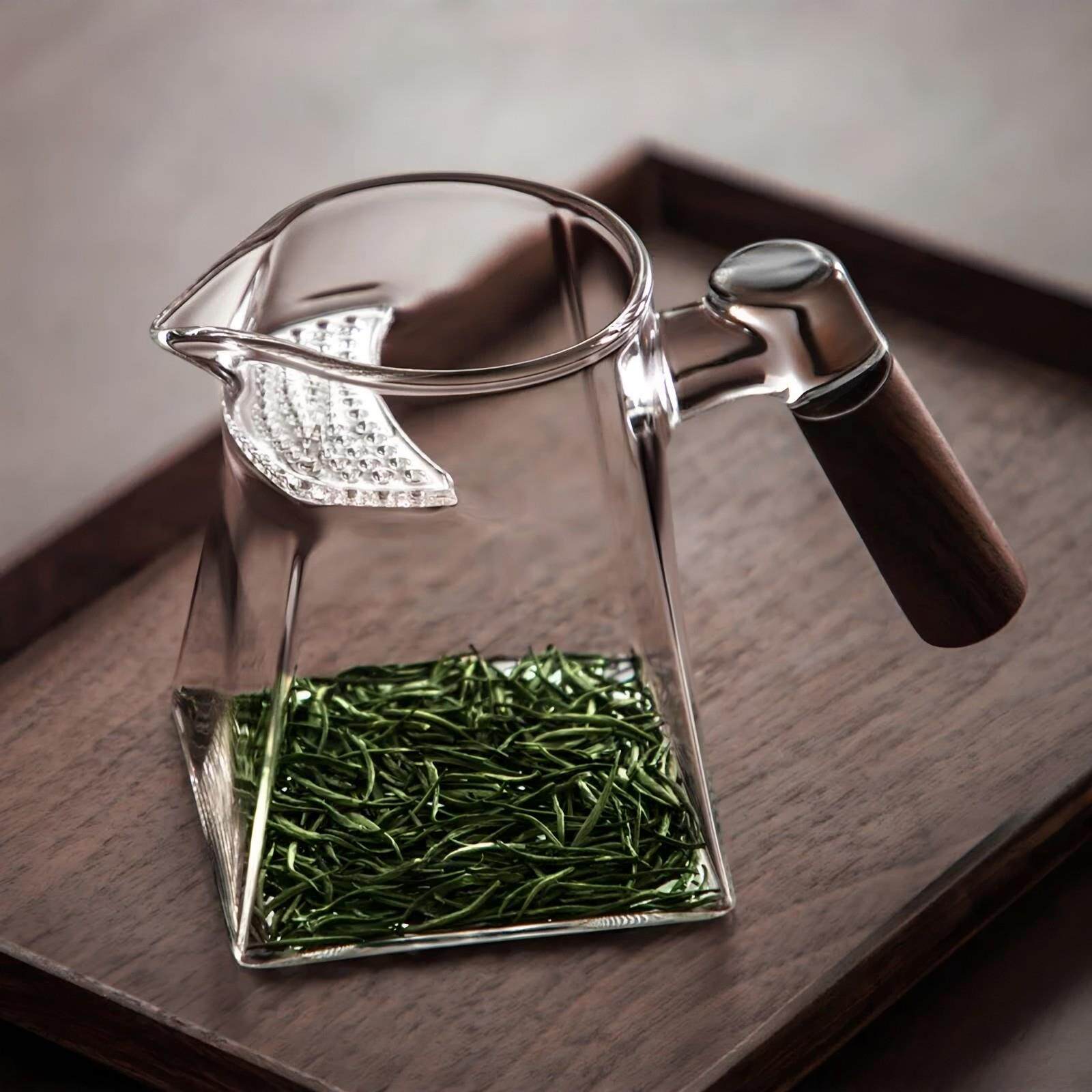 高档玻璃月牙公道杯家用茶漏一体泡茶器轻奢功夫茶具分茶器茶道杯