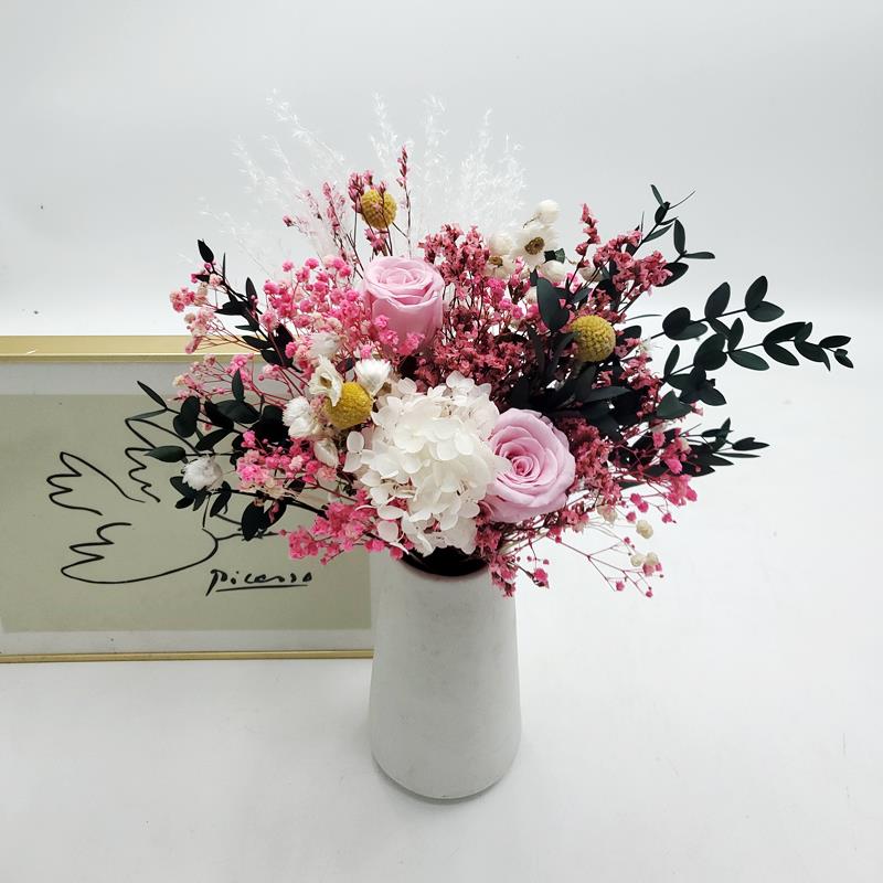 永生玫瑰尤加利叶干花花束网红摆件真花满天星绣球客厅家居装饰