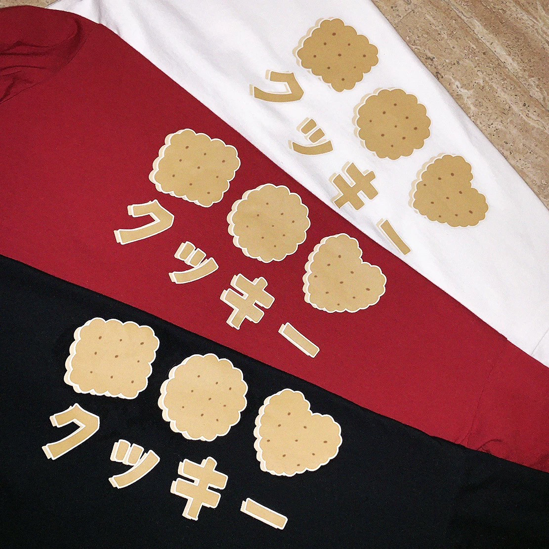 *处理 原创 日文 曲奇饼干 红色 白色 黑色 T恤