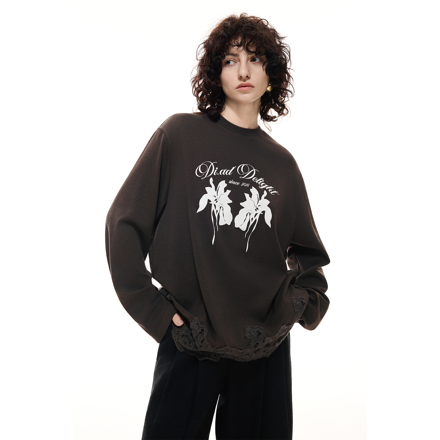 DI.AD 2025冬季新款小众设计感蕾丝印花长袖T恤女DD574750T0
