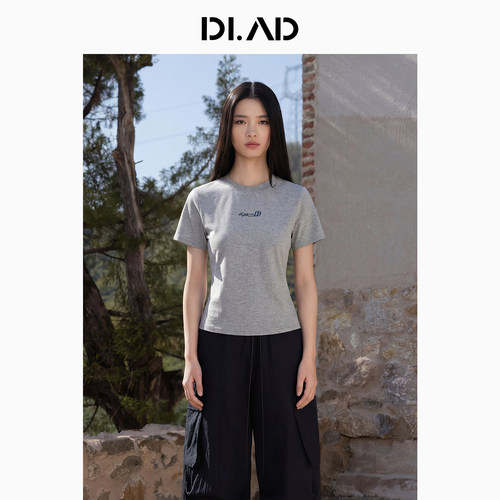 DI.AD经典打底短袖T恤女