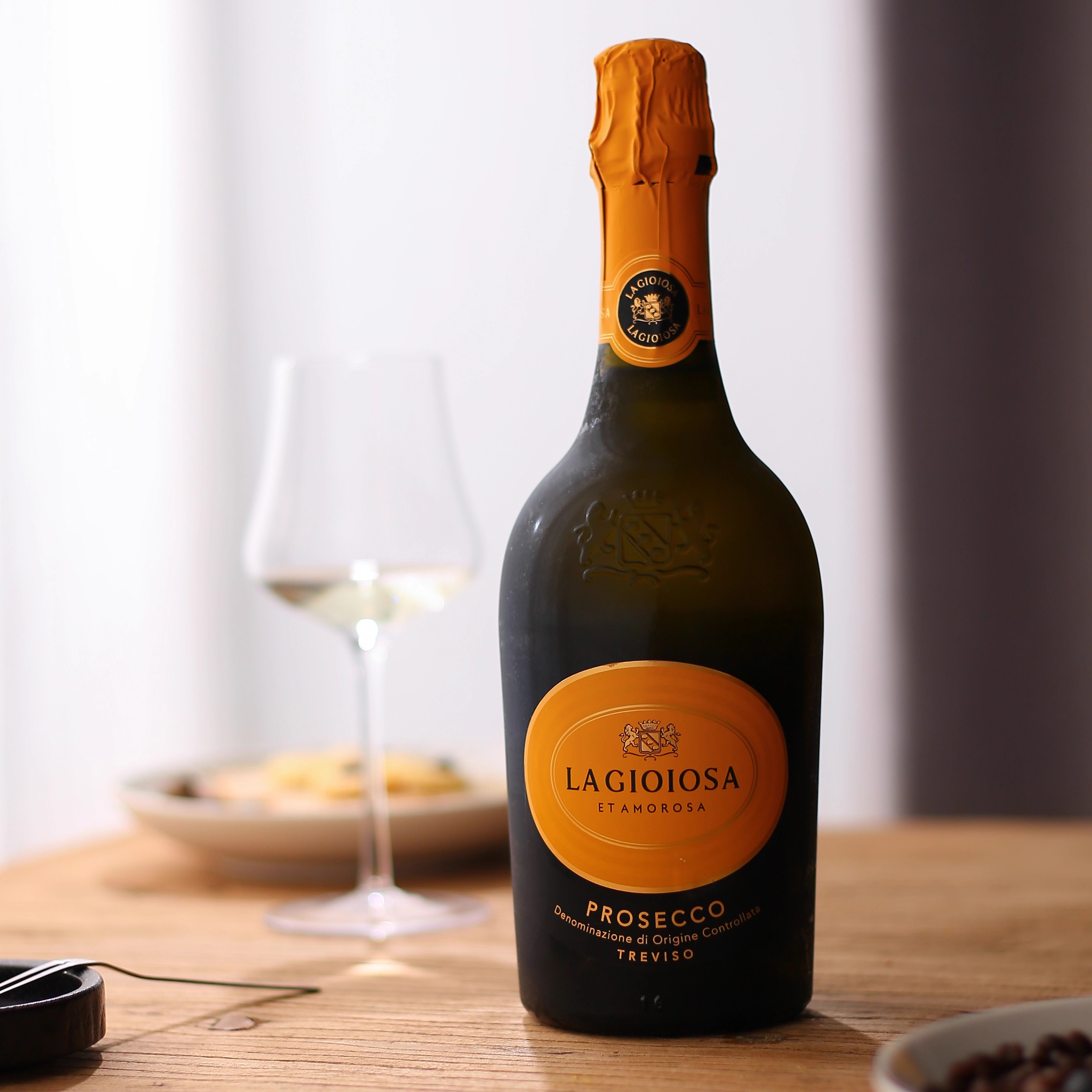 意大利lagioiosa黄吨吨起泡酒