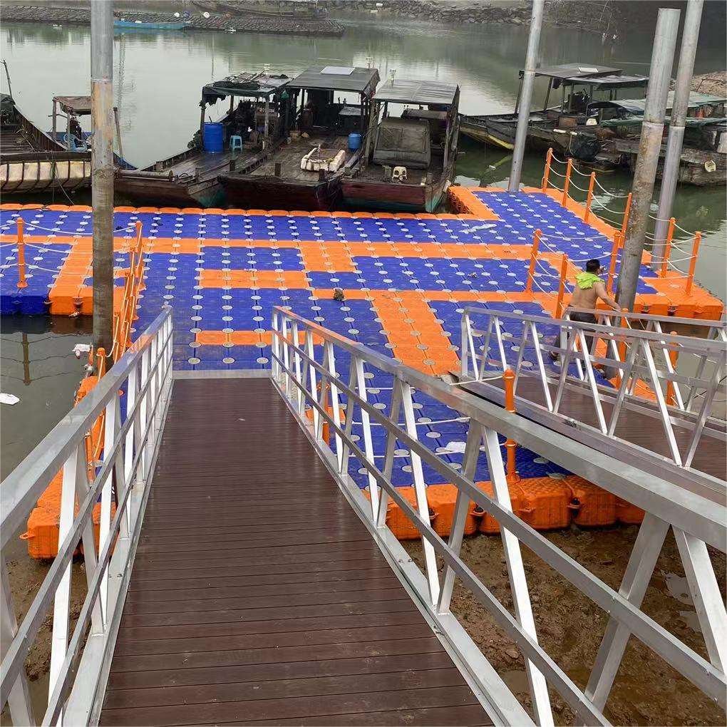直销水上浮动平台戏水池水上浮筒码头水上钓鱼平台网箱养殖