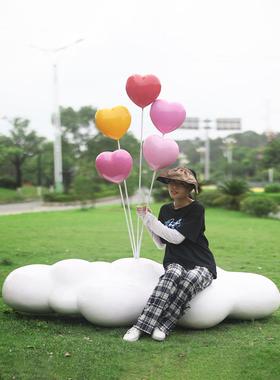 户外云荡雕塑景区海滨购物中心公园大众文化旅游照片签到园林景观