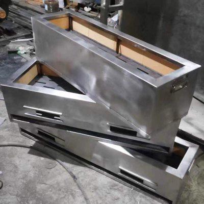 日式烧鸟炉商用设备日料耐火木炭烤炉炭火烧鸟不锈钢烤羊肉烧烤炉