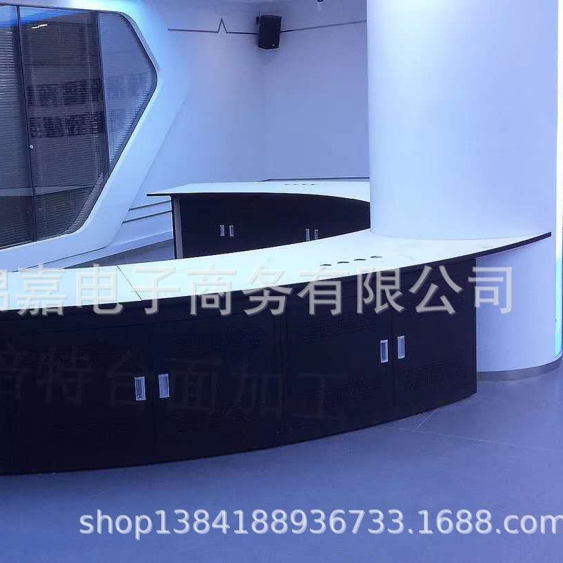 厂家提供圆形前台抗贝特板CNC雕刻加工异型材料课桌户外材料