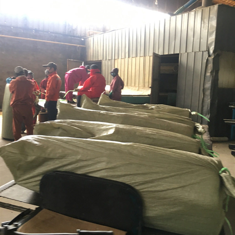 厂家现货直销A级防火保温岩棉卷板缝制铁丝网岩棉毡厂家产地货源