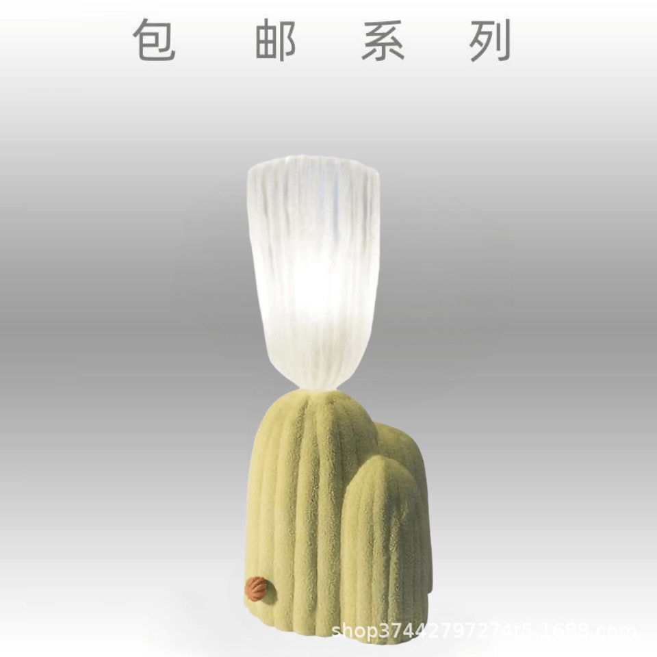 北欧后现代简约仙人掌台灯