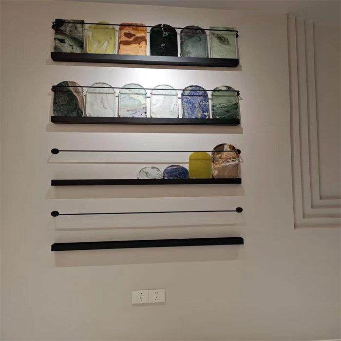 简约墙上书架北欧铁艺报刊架一字壁挂置物架书房创意杂志展示架子