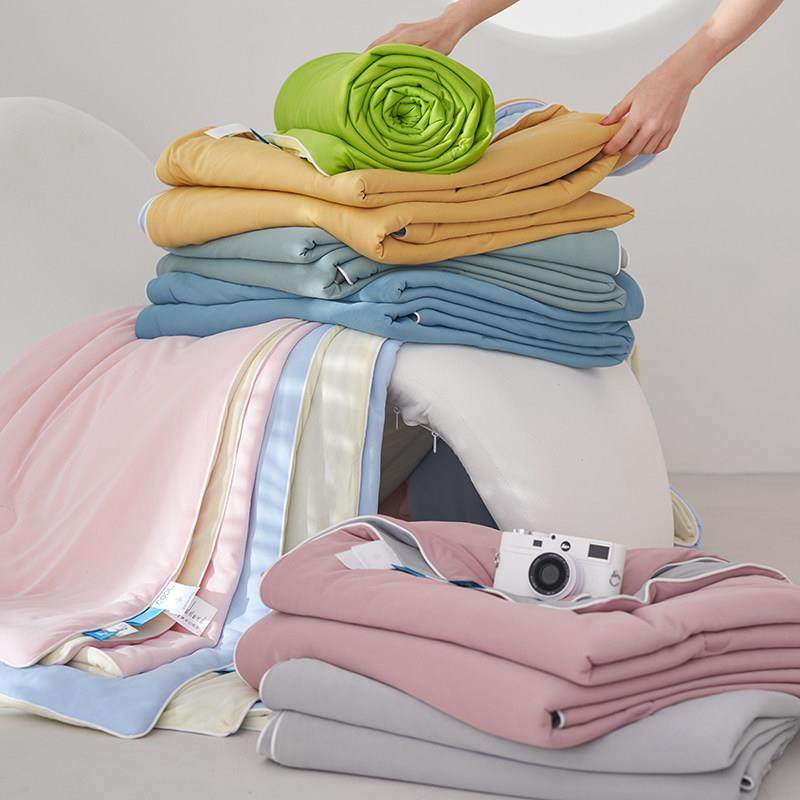 A类母婴级凉感冰淇淋空调被冰丝夏凉被可机洗被芯夏季薄款被子1.5