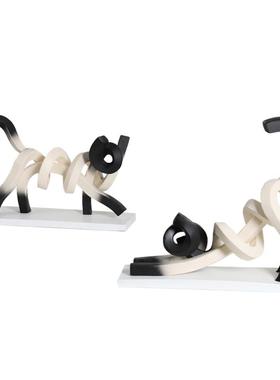 现代伸展儿童房扭曲线条猫咪趣味样板间售楼处卧室米黑动物摆件