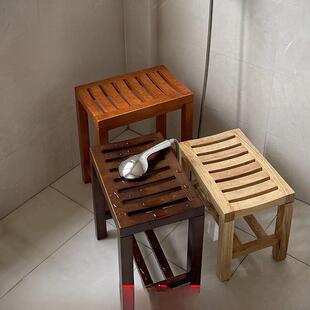 浴室凳子洗澡凳老人孕妇防滑防水防腐实木家用多功能沐淋浴房凳子