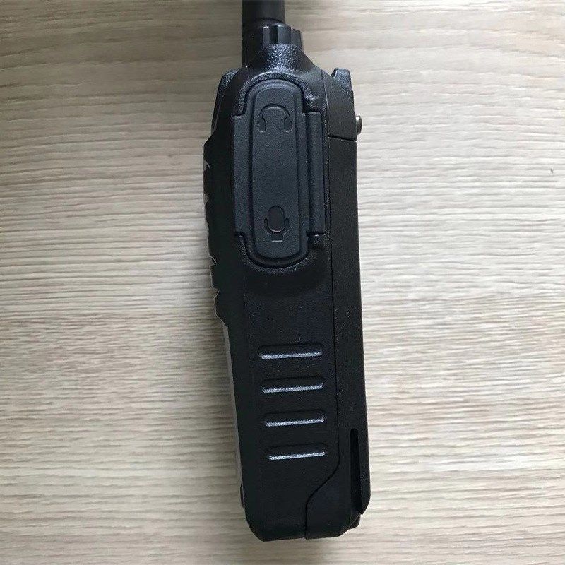 北峰BF-835对讲工程工地工厂保安塔吊用加密防串台手台