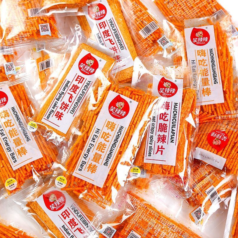 笑辣辣能量棒辣条印度飞饼脆辣片大辣片甜辣老式休闲怀旧零食小吃