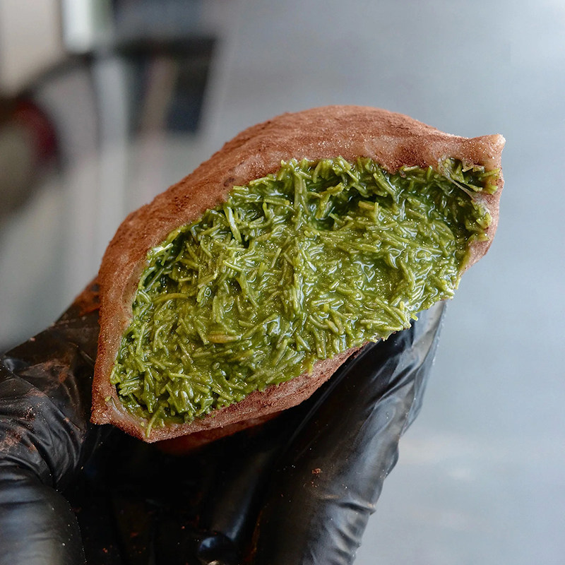 迪拜软曲奇开心果味可可榛子夹心网红酥脆点心下午茶甜点休闲零食