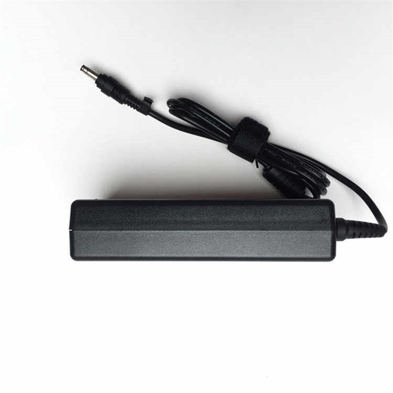 惠普dv6500 dv6700 dv6900 dv7100 电脑电源配接器19V4.74A充电器