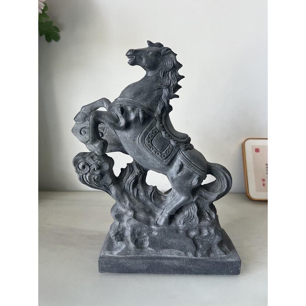 青石头马摆件石雕石刻马到成功工艺品摆件天然石材石头雕刻石马