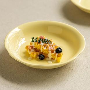 奶油风家用纯色陶瓷盘子小清新甜品盘点心盘早餐盘餐具圆形盘餐盘