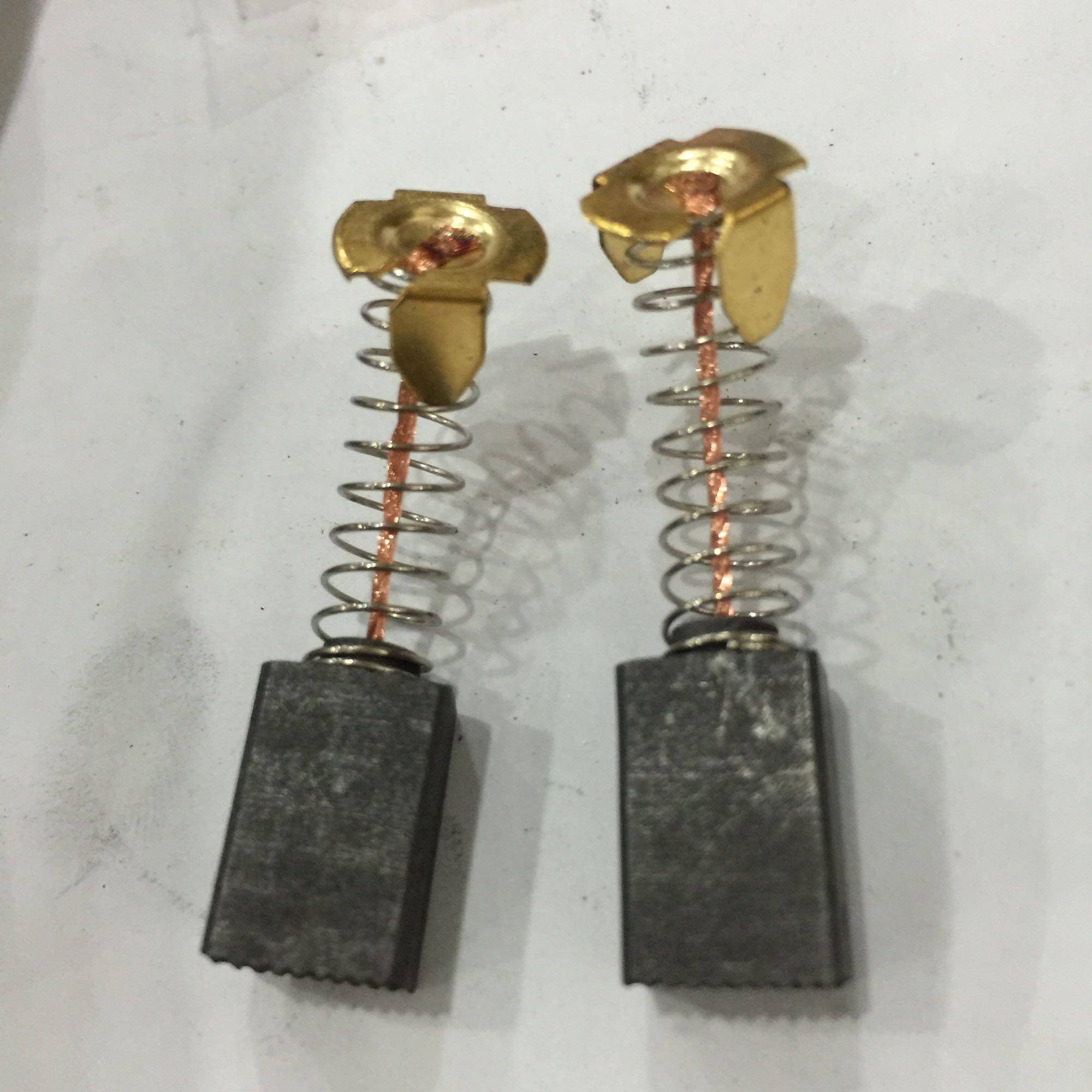 热销精品电动工具碳刷103 抛光机电镐电刷6 10 16MM 一包100付价