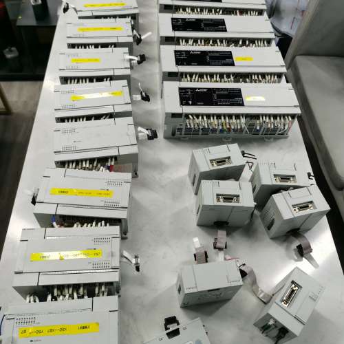 {议价}FX5U-80MT/ES  九成新FX5-32ET/ES