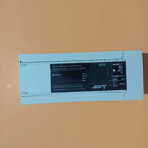 {议价}FX5U-64MT/ES，2022年产，成色美丽，正