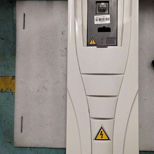 {议价}ABB变频器ACS510-01-05A6-4，2.2KW