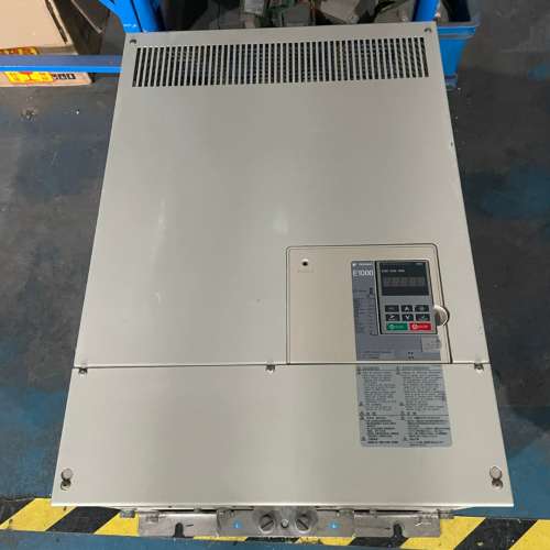 {议价}安川变频器9成新CIMR-EB4A0208AAA 110KW