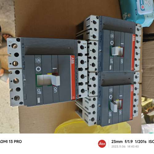 {议价}ABB塑料壳断路器，型号:S3N 4P 160A 如图所