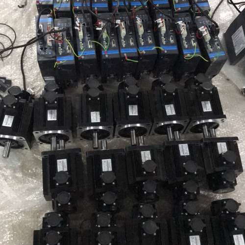 {议价}台湾永宏伺服电机驱动器，USDA5-1510R2C00S，U