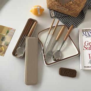 网红卡通可爱不锈钢勺子 木柄学生便携外带筷子勺子餐具一套