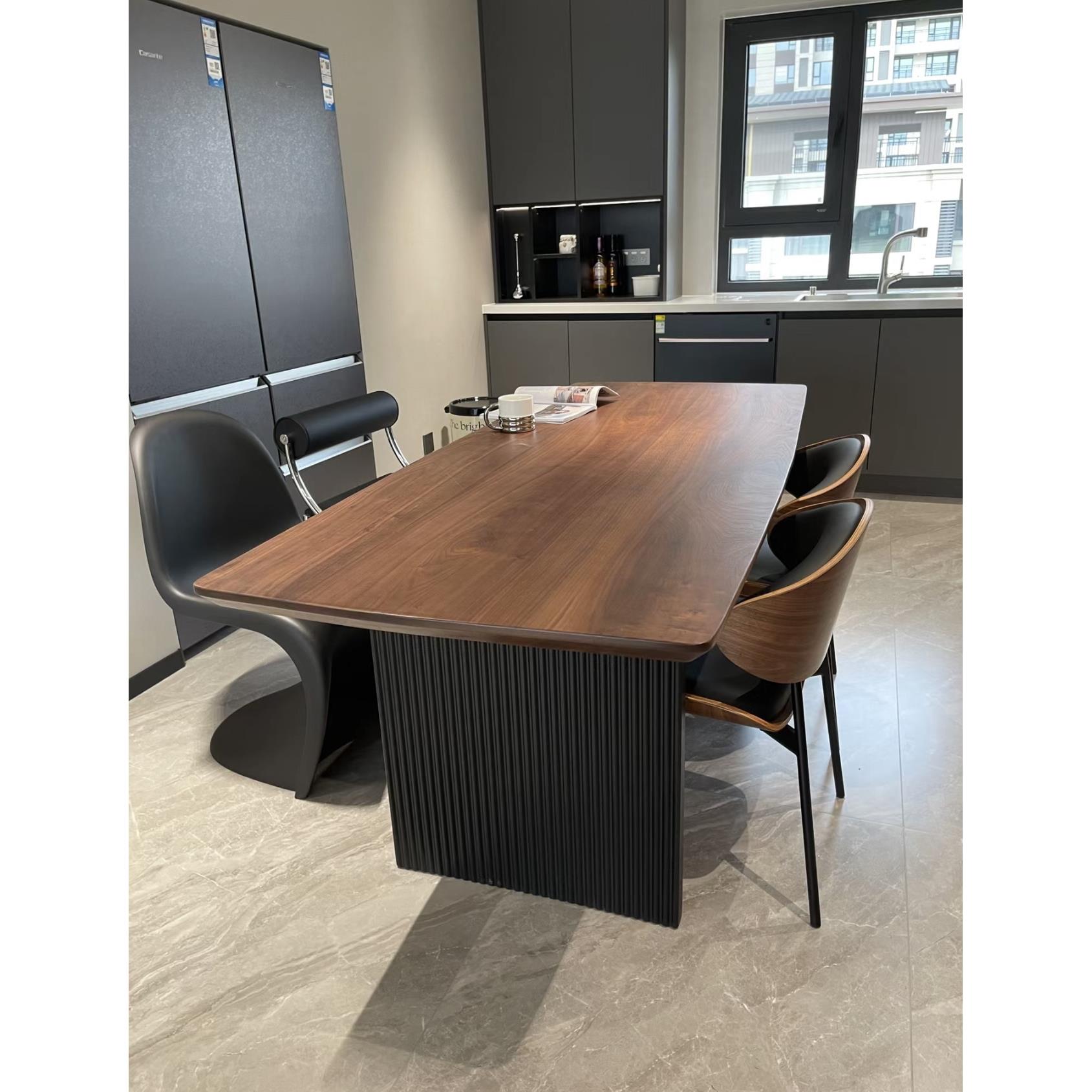 北欧侘寂风实木餐桌黑胡桃木色原木大板桌简约书桌家用长方形饭桌