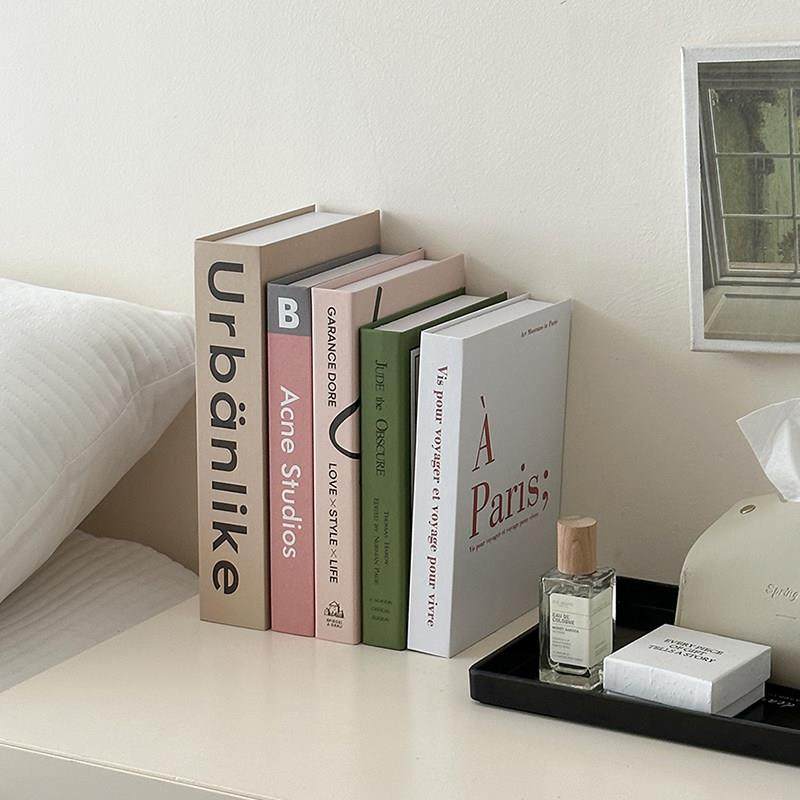 简约粉色少女心杂志风英文假书仿真书装饰品道具摆设创意客厅摆件,家居饰品,装饰摆件,淘宝优惠券,粉丝福利购,淘宝优惠卷