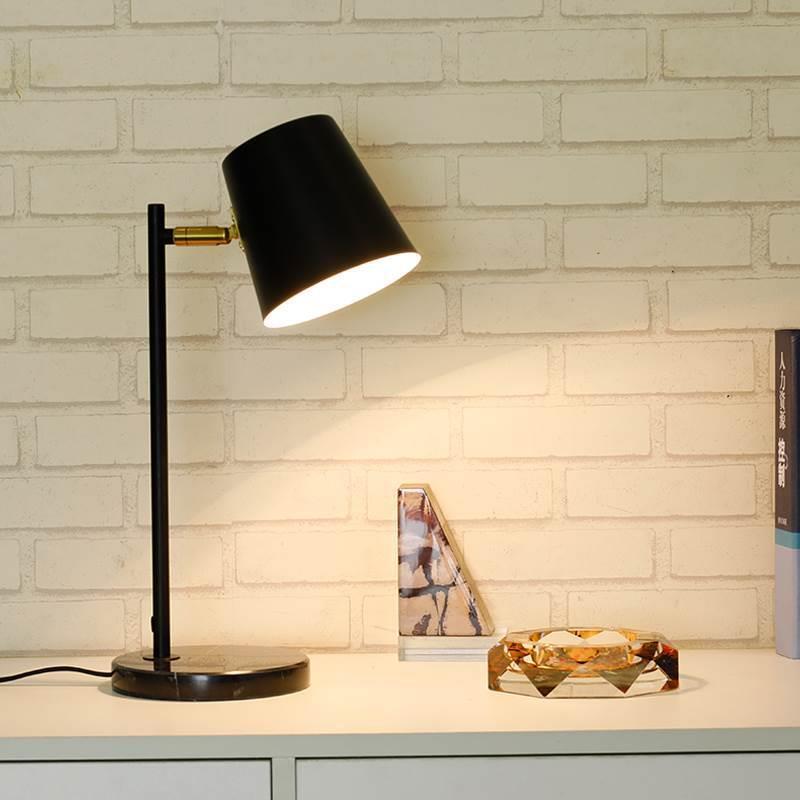 书房极简轻奢阅读灯学生看书台灯护眼书桌调光学习触摸工作