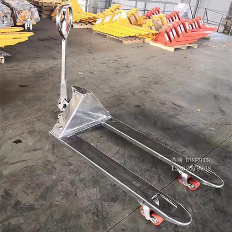2吨2.5吨吨手动不锈钢叉车不锈钢托盘升降车不锈钢搬运车地牛