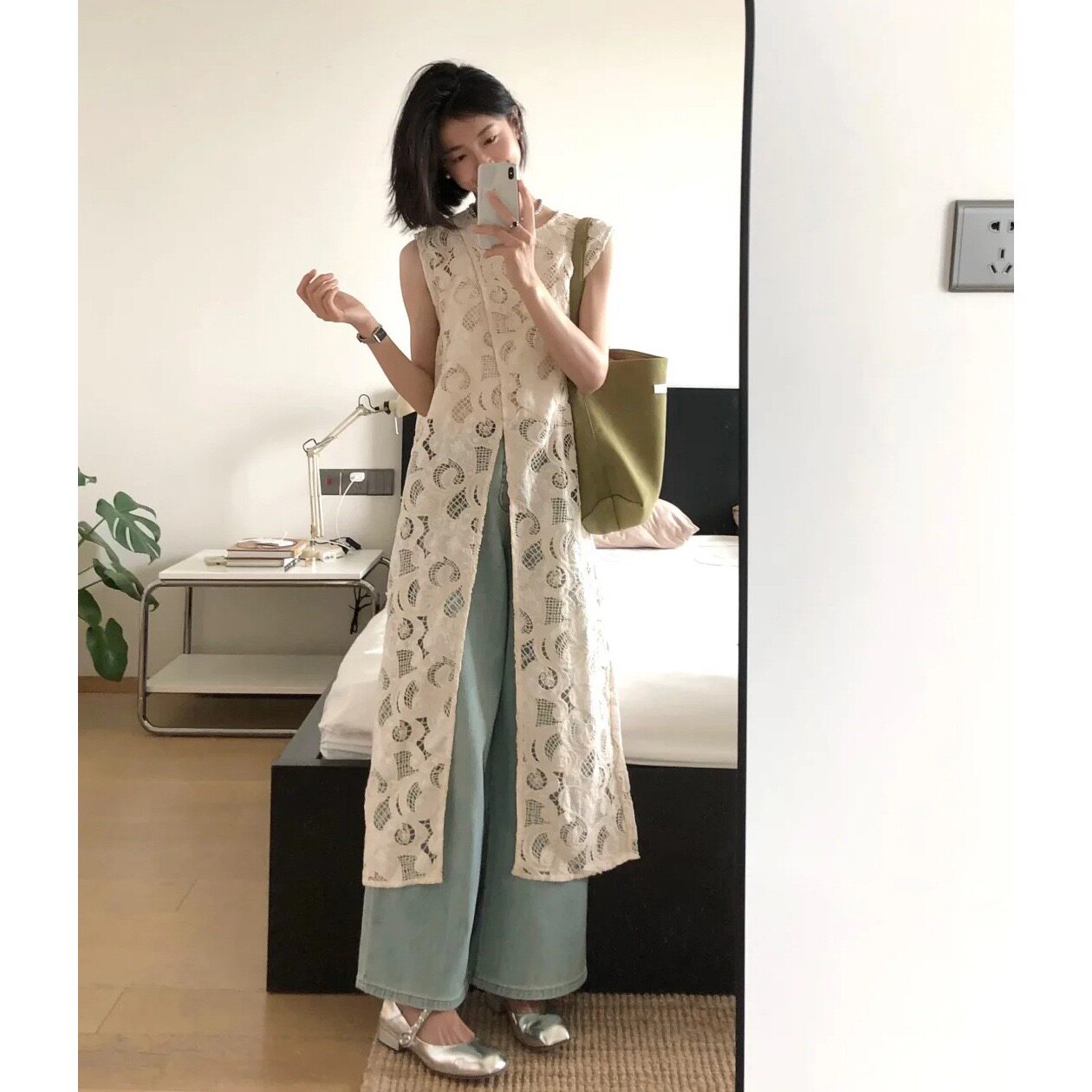 新中式镂空蕾丝罩衫马甲女夏民族风叠穿外搭中长款开叉针织背心裙