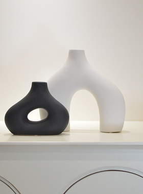 现代北欧黑白艺术陶瓷花瓶玄关假花样板房装饰电视柜酒柜摆件酒店