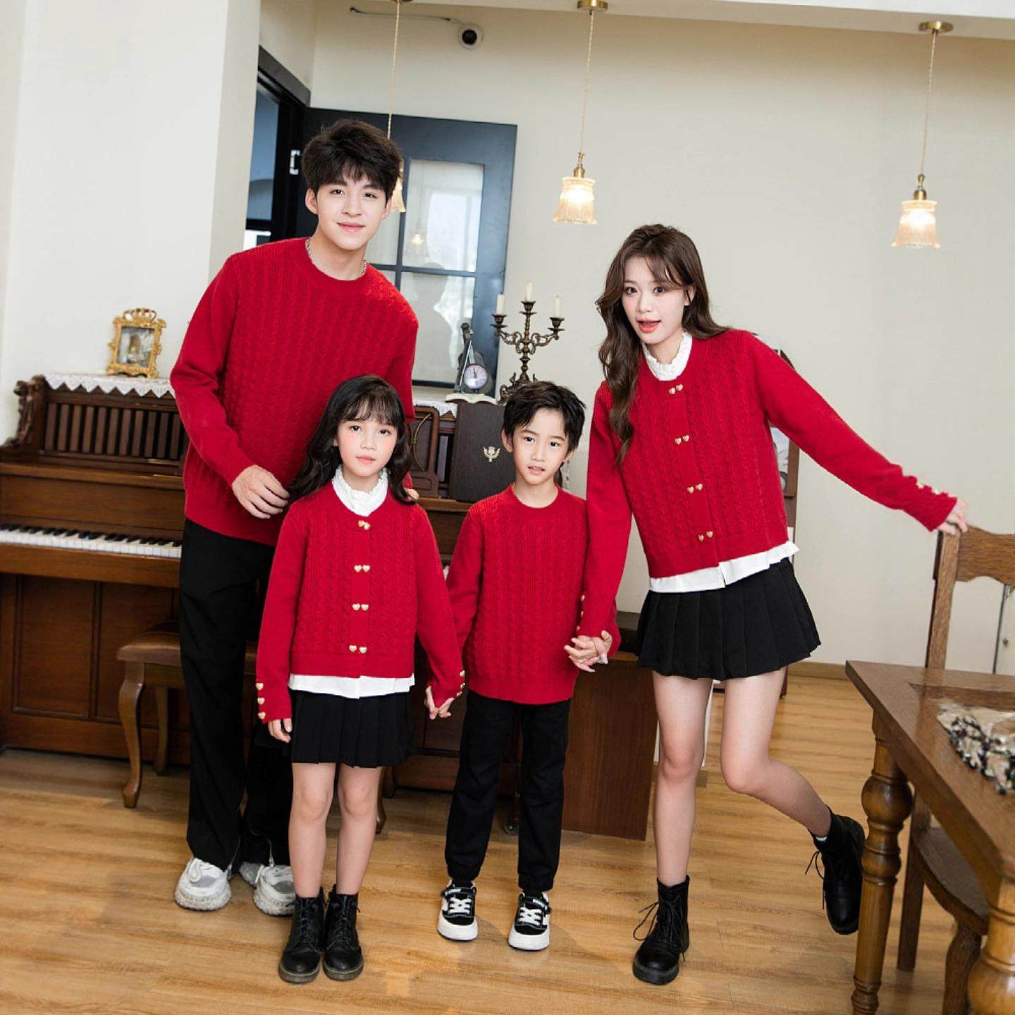 新款秋冬季亲子装红色毛衣男款圆领套头女款开衫童装情侣装家庭装