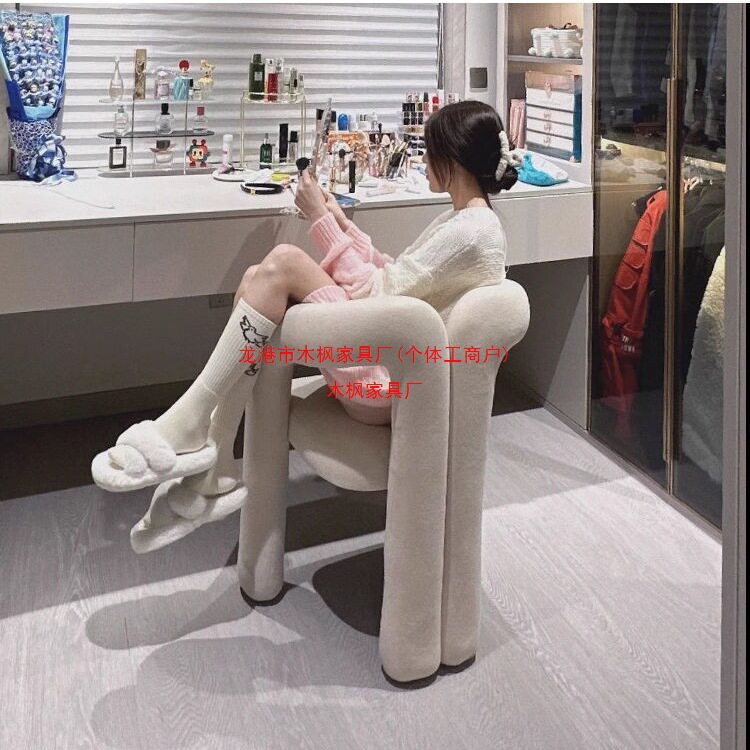 奶油梳妆台北欧网红化妆设计师美甲店卧室靠背轻奢梳妆台椅子爆款