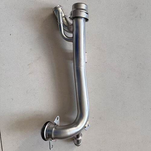 适用于奔驰M264缸盖水管E260L E300L C200L C260L 冷却液水管
