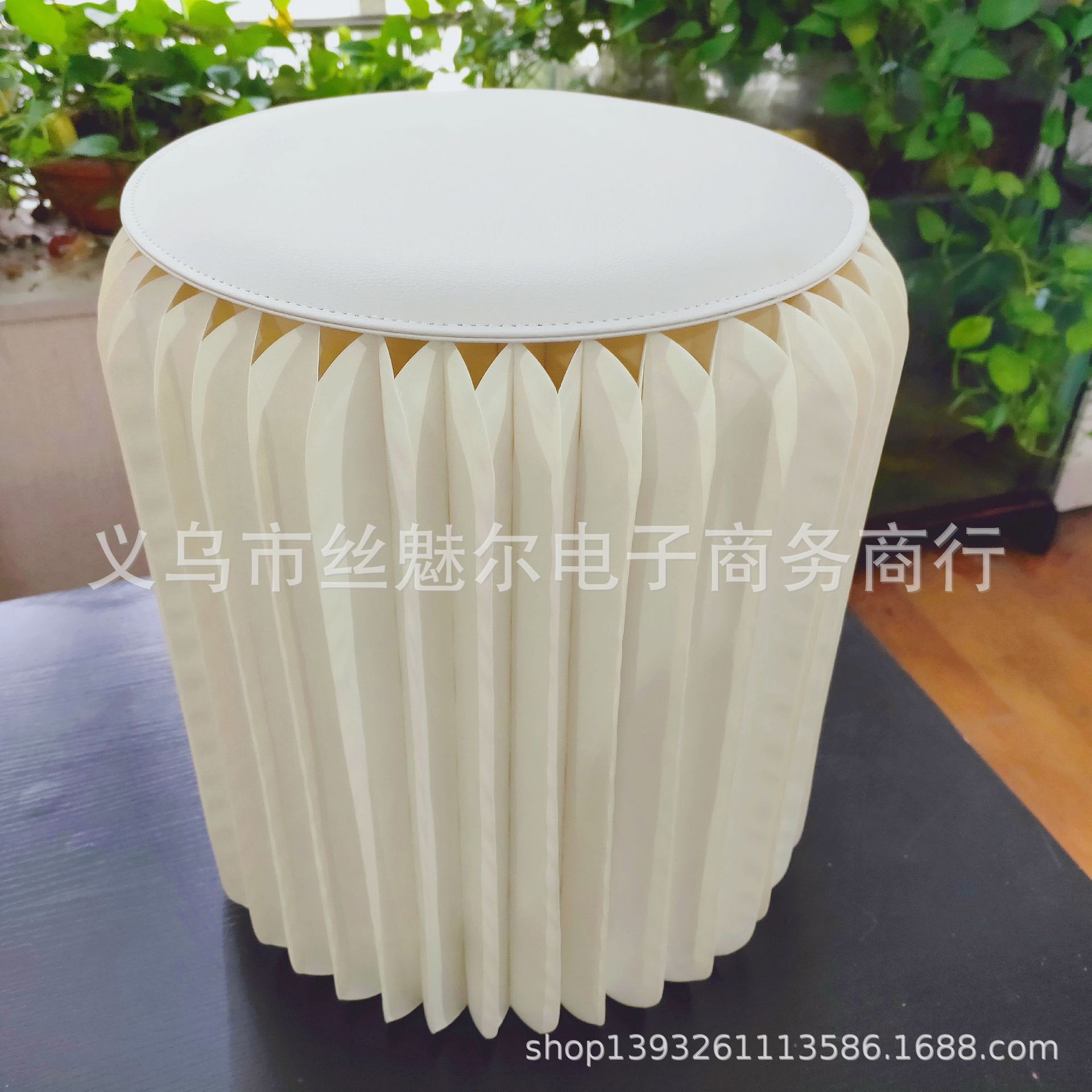 时尚创意白色可折叠风琴小圆凳微纸凳fashion paper stool