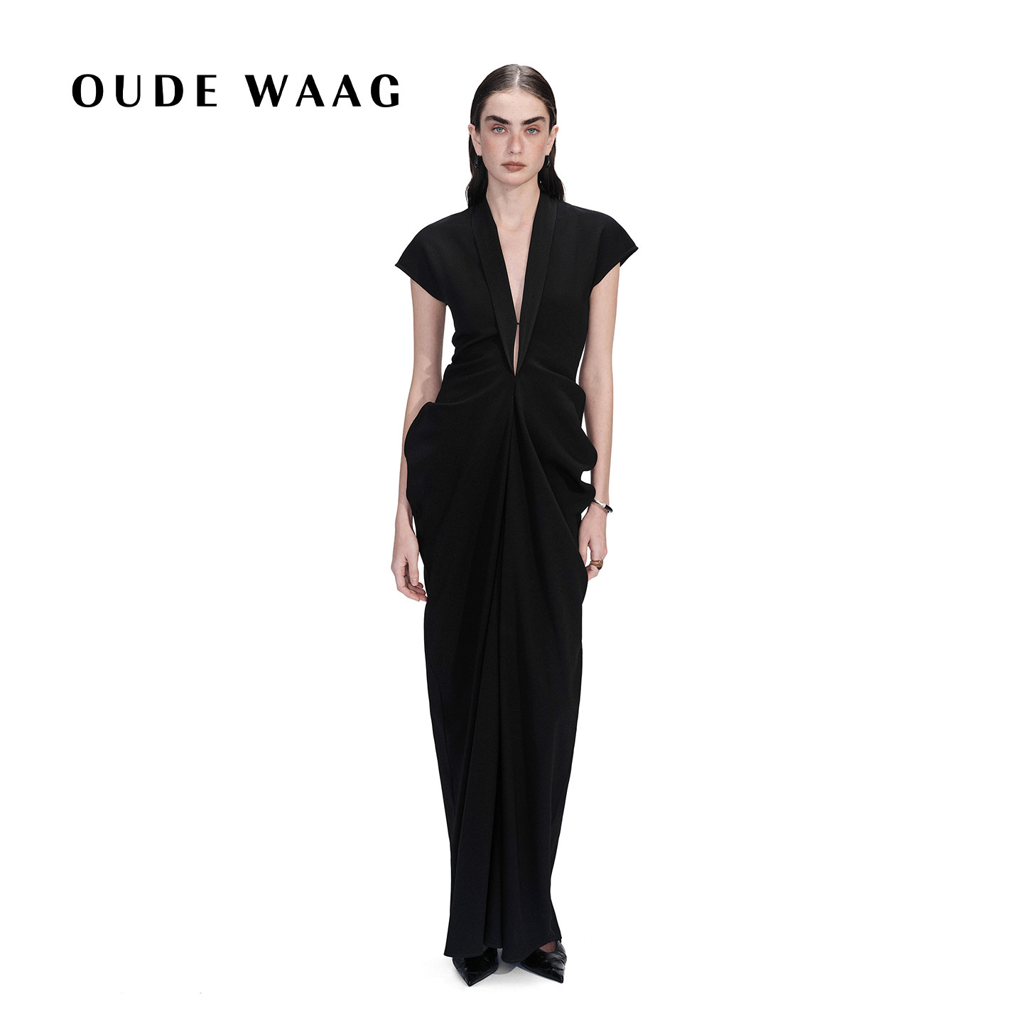 OUDE WAAG 26春夏新款  古典优雅收腰V领垂坠连衣裙,女装/女士精品,连衣裙,淘宝优惠券,粉丝福利购,淘宝优惠卷