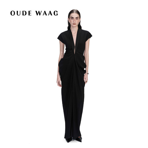 OUDEWAAG26春夏新款V领连衣裙