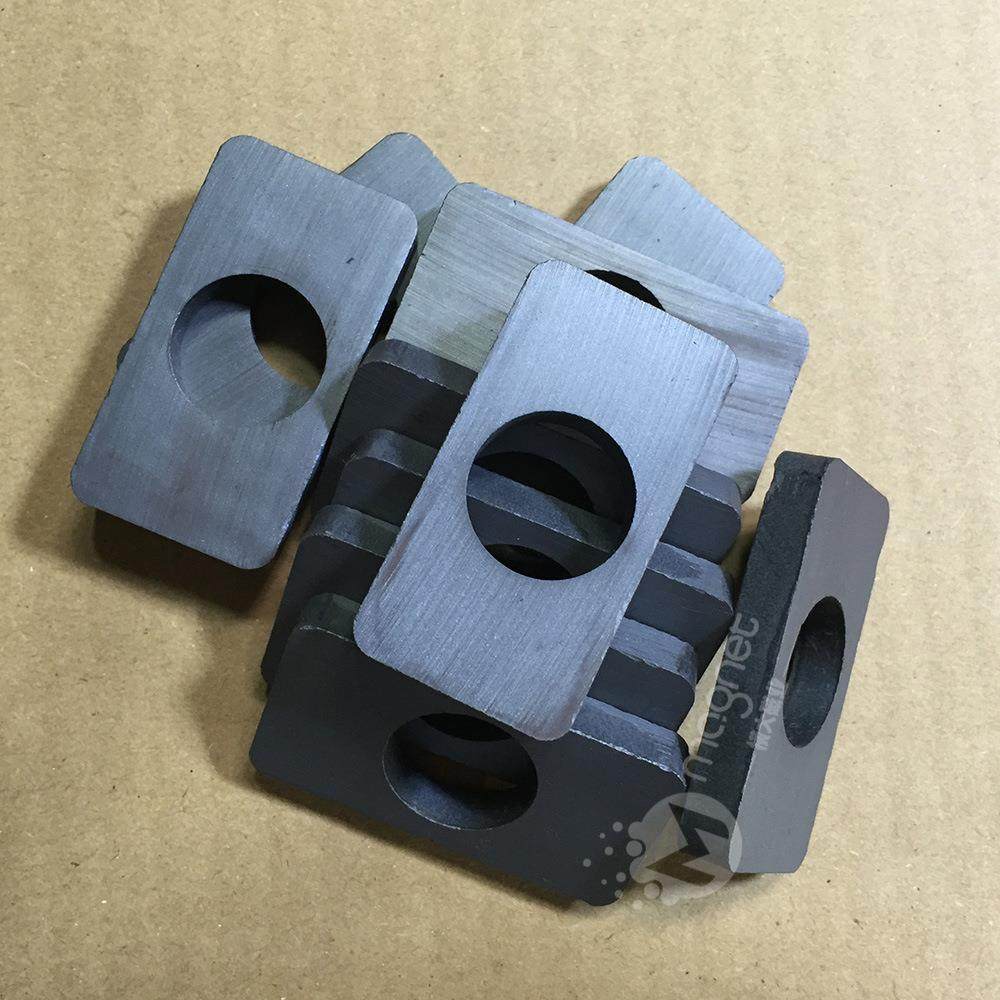 F45*23-D16*8磁铁工厂方形带孔液晶显示器喇叭扬声器磁钢