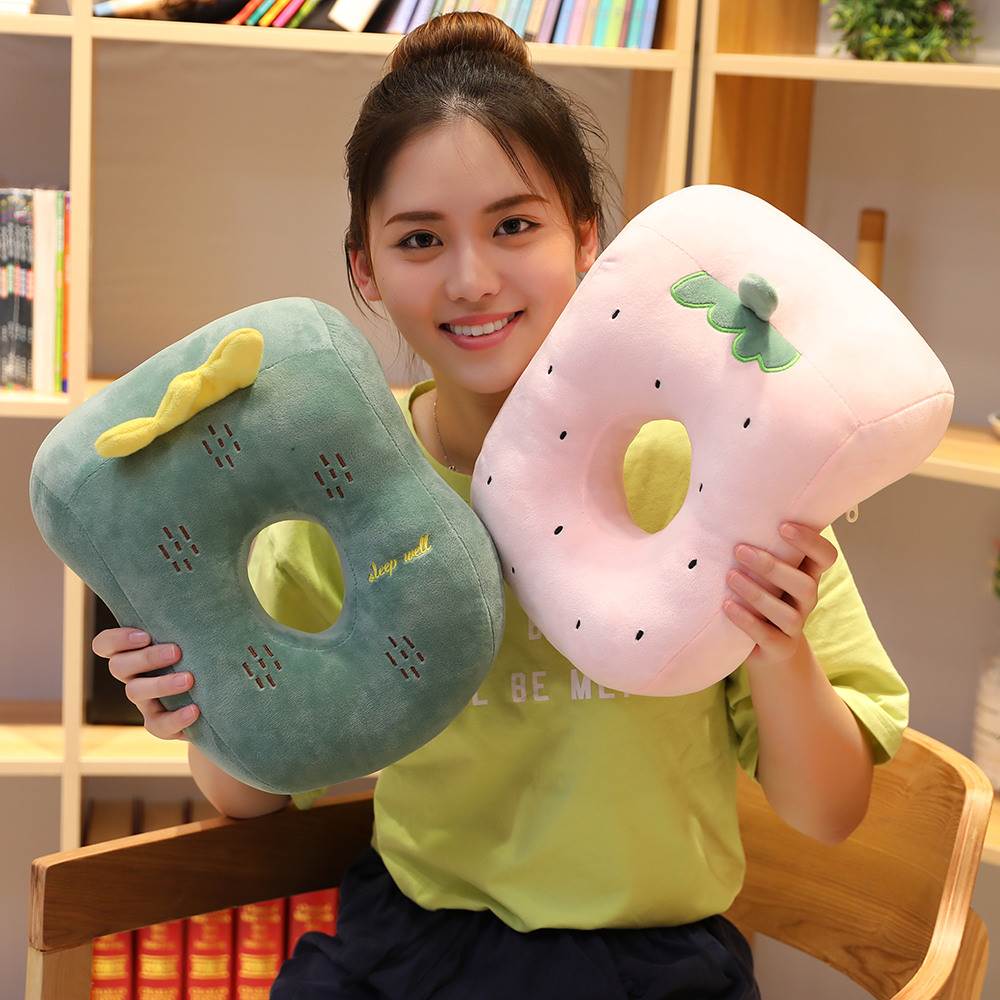 爬桌子上睡枕抱枕带洞小学生午睡枕四季儿童睡觉专用枕趴着睡神器