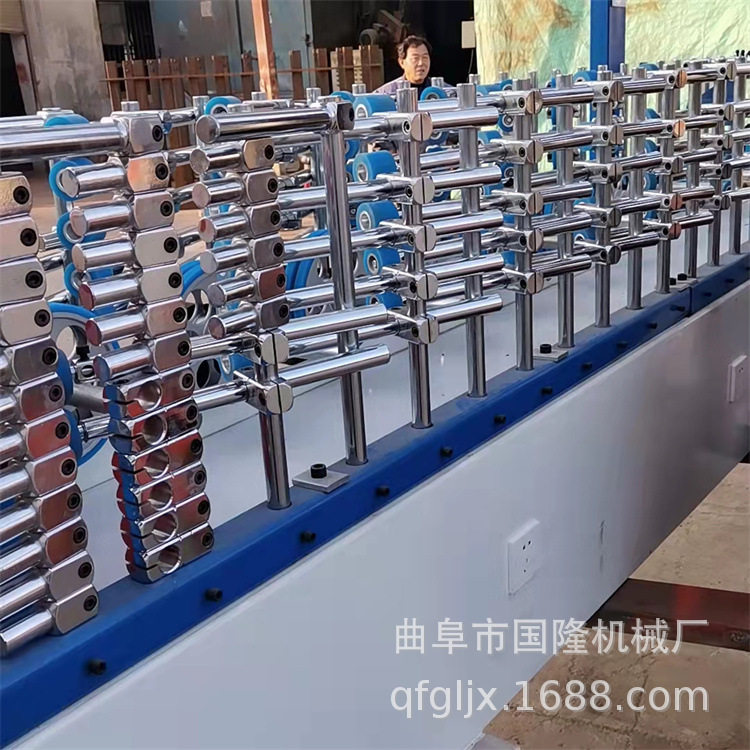 木饰面格栅墙板在线包覆机