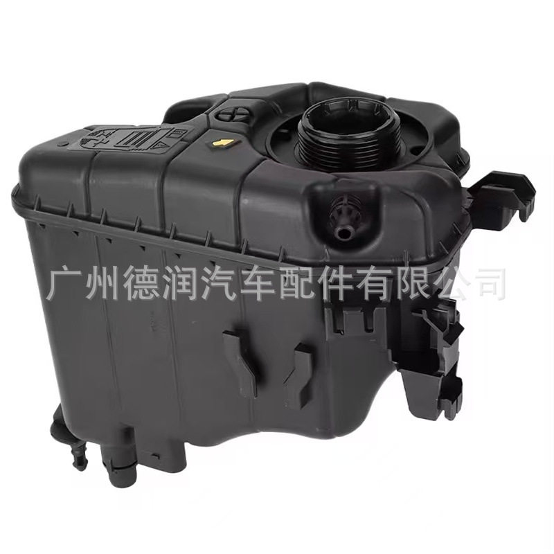 宝马5系6系7系8系防冻液副水壶