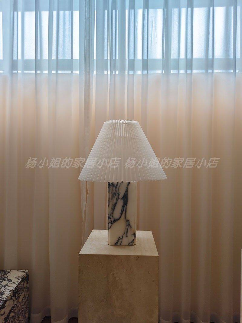北欧简约轻奢大理石台灯样板间酒店装饰台灯客厅展厅百褶布艺灯具