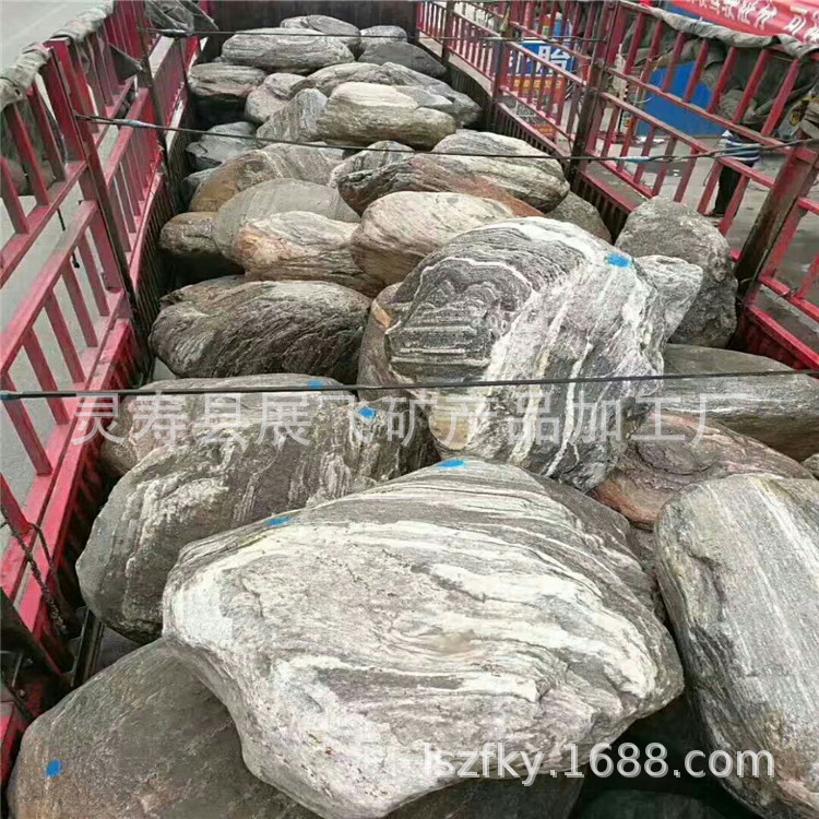 产地直供鹅卵石河冲石景观石