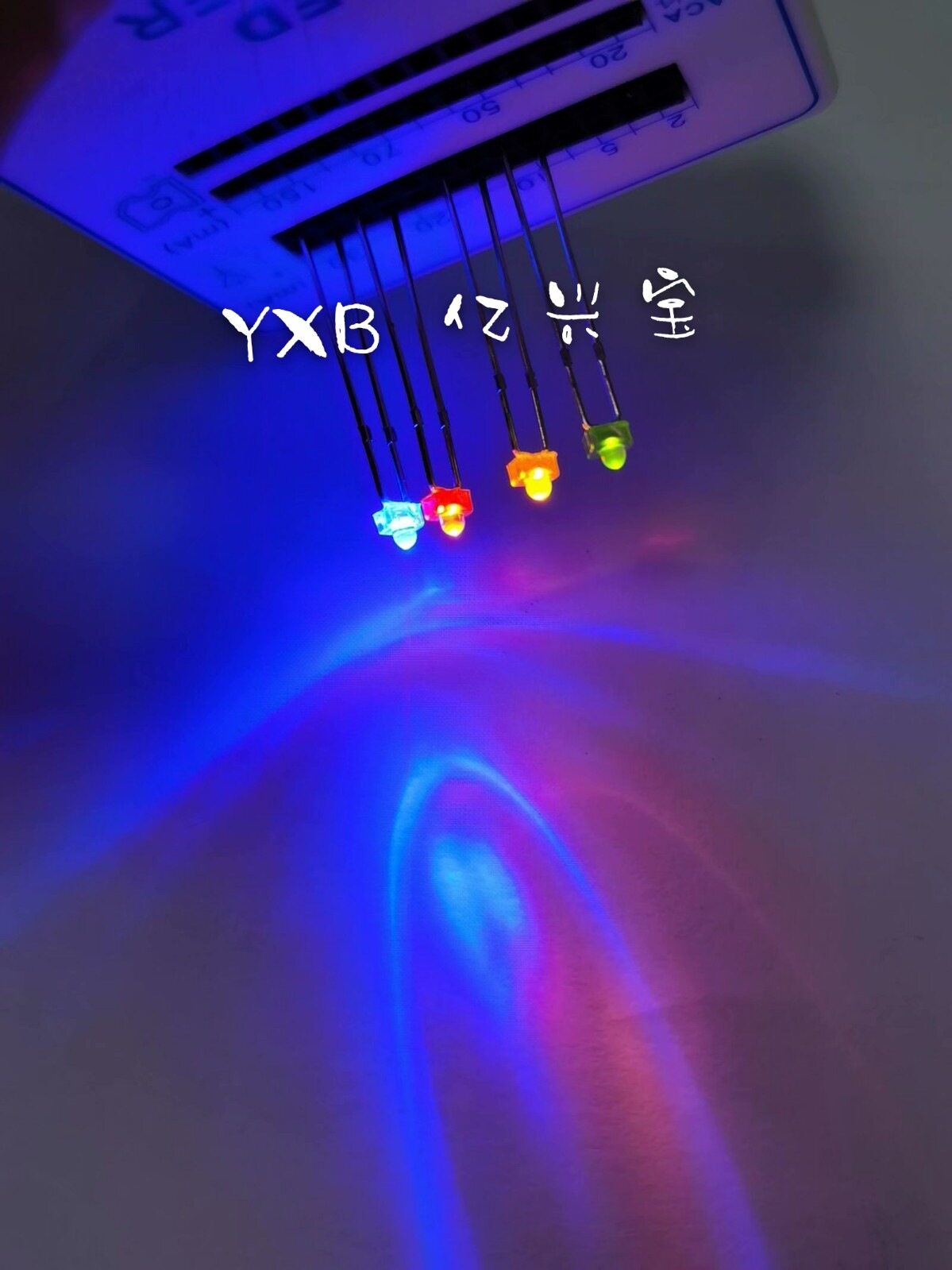 LED直插奶嘴灯1.8mm多色可选