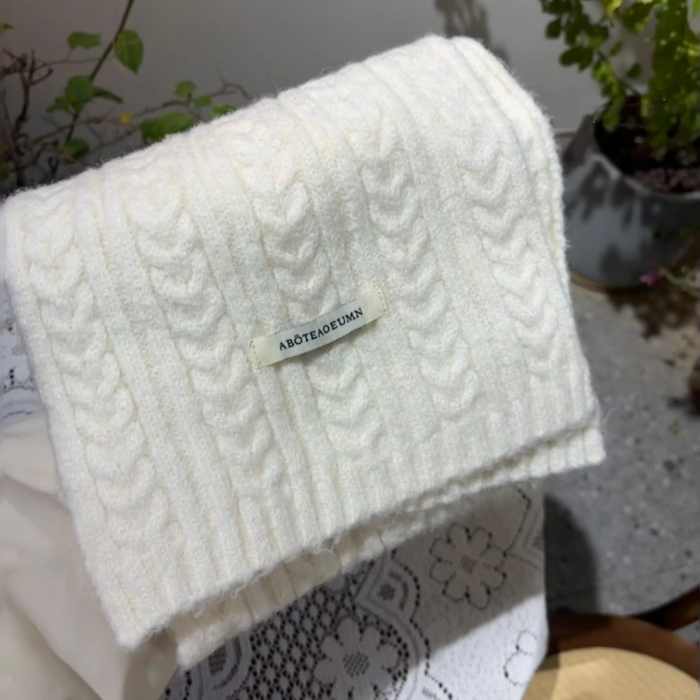 白色针织围巾女冬季含羊毛2025新款加厚保暖韩系氛围感流行围脖冬,服饰配件/皮带/帽子/围巾,围巾/丝巾/披肩,淘宝优惠券,粉丝福利购,淘宝优惠卷